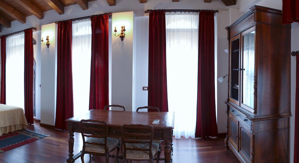 Casa Filaferro Bed & Breakfast Palazzolo dello Stella Стая снимка